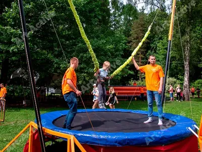 Домашний надувной батут \"Волшебник\" 2,8*2,4*2,13 м купить - Домашние батуты  с доставкой, цены и фото