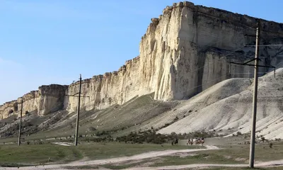 Белая скала Ак-Кая в Крыму: месторасположение, интересные факты, экскурсии