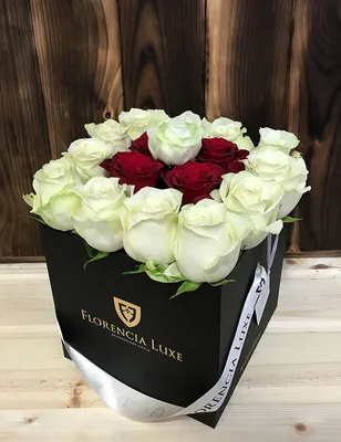 Белые розы в коробке по лучшим ценам с доставкой по Ростову-на-Дону