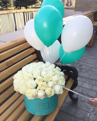 1️⃣ 75 белых роз в коробке – купить в Алматы по лучшей цене
