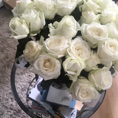 Букет из 11 белых роз 50 см Кения- купить в СПб с доставкой в интернет  магазине \"Цветочкин\"