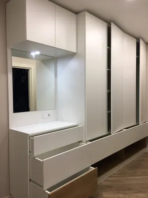 Белый шкаф в прихожую с элементами дерева. Хит 2020 (ID#1097001033), цена:  14000 ₴, купить на Prom.ua