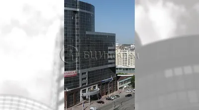 В центре Киева загорелся подземный паркинг БЦ \"Парус\" | Українські Новини