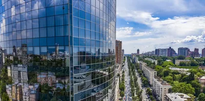 Бизнес центр Парус на Мечникова возле метро Кловская в Киеве