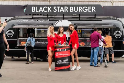 Blackstarburger - Want our Black Star Burger 13 VIP for free? 😏 Then asap:  ☝️download our app 🙌 save bonus points 🎁 get presents from Black Star  Burger Time for juicy mighty bonuses 😎 | Facebook