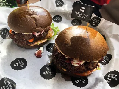 Black Star Burger представил самую большую линейку бургеров | sun