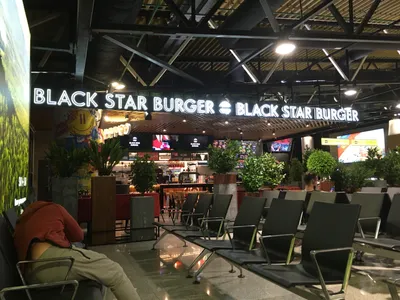 Black Star Burger: Grand Opening