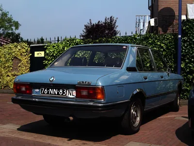 BMW 518 | E12 1976 - 1981 The BMW 5 Series In the summer of … | Flickr