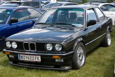 BMW E30 M3 by Redux 2022 review | evo