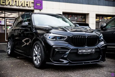 BMW X5 в тюнинг обвесе Imperial под надежной защитой полиуретана