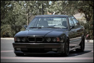 Тюнинг BMW е34,36,38,39,46,60,90 бленда (козырек заднего стекла) бмв сабля  спойлер, реснички, клыки