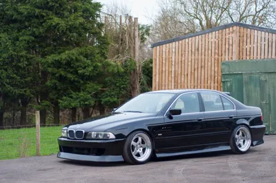 2000 BMW E39 M5 - Bavarian Beatdown