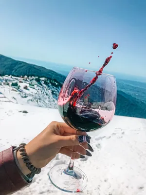 Пин от пользователя Kate Surova на доске Gomis mta | Фотографии вина,  Красное вино, Путешествия