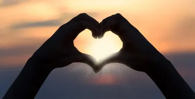 https://life.nv.ua/showbiz/s-dnem-svyatogo-valentina-korotkie-pozdravleniya-v-stihah-proze-sms-50210317.html