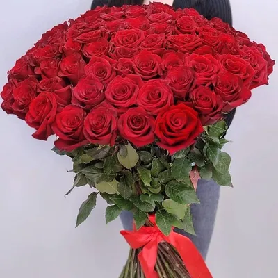 Купить Большой букет хризантемы и розы с оформлением R1120 в Москве, цена  13 660 руб.