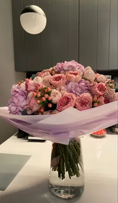 Wall posts | Beautiful bouquet of flowers, Luxury flowers, Flower  arrangements