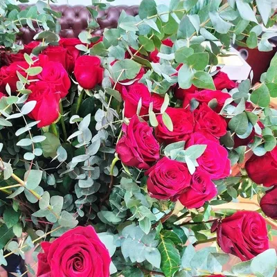 Огромный букет роз - купить большой букет роз с доставкой в Москве