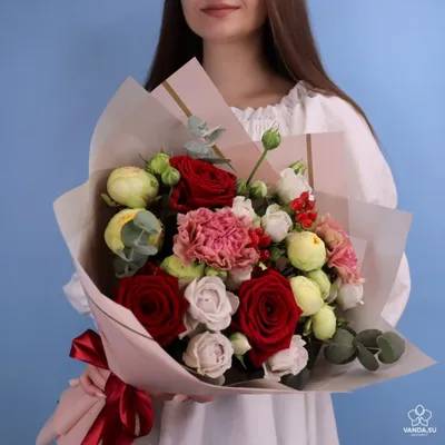 Большой букет из роз в Нижнем Новгороде с доставкой на дом