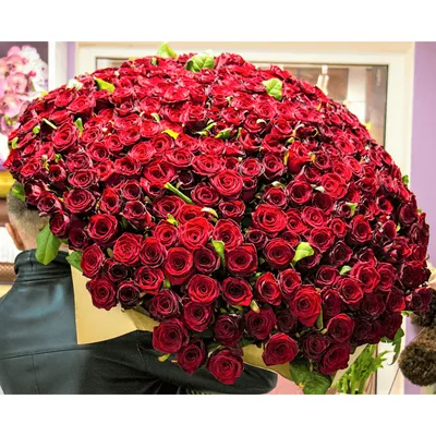 Большой букет пионовидных роз – купить с бесплатной доставкой в Москве