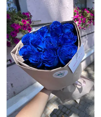 Букет из синих роз и гипсофилы купить с бесплатной доставкой в Москве по  цене 6 470 руб.