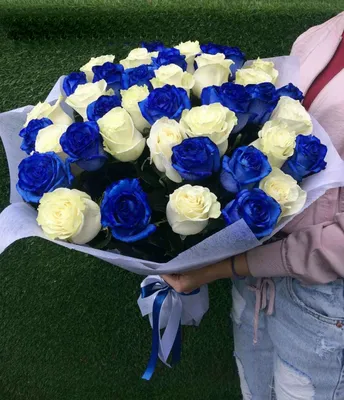 Купите Большой Букет Синих Роз от интернет-магазина TopFlo с доставкой по  Москве и МО