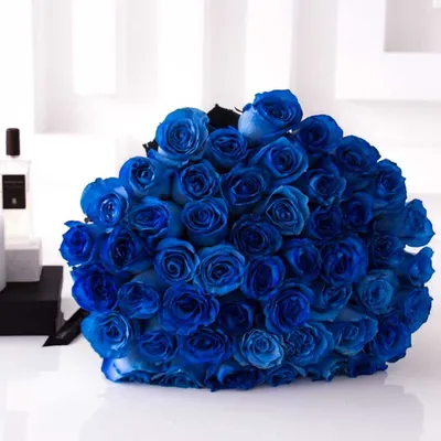 Купить 25 роз в СПб - букет с доставкой недорого