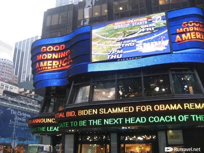Бродвей и W4 9 улица, Нью-Йорк, США Редакционное Изображение - изображение  насчитывающей зрелищность, экстерьер: 46122450