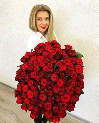 Купить Букет из 13-ти красных роз 50 см (Розы) по цене 1 963 руб.  Круглосуточная доставка по Москве и МО