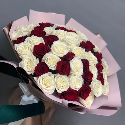 Букет из 55 роз, Цветы и подарки в Петрозаводске, купить по цене 185550  RUB, Монобукеты в Kings party с доставкой | Flowwow