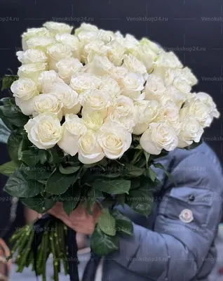 Купить розы от V-flowers. Заказать букет белых роз. Доставка роз.