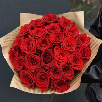 Букет из 25 белых роз в Кульсаре заказать с доставкой 🌷