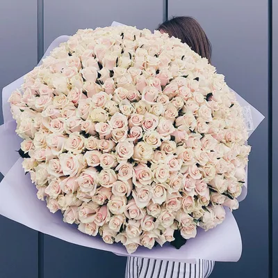 Букет \"301 роза\" купить по доступной цене в Москве