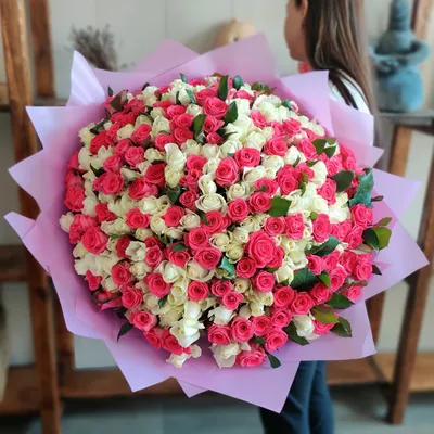 Купить букет из 301 красной розы по доступной цене с доставкой в Москве и  области в интернет-магазине Город Букетов