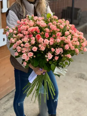 Букет из 39 роз в упаковке | Студия доставки цветов Азалия - Барнаул