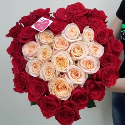 Букет из 37 роз в форме сердца купить в Брагине, закажи, а мы доставим.