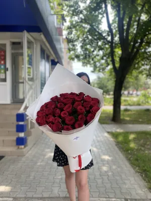 Букет из 37 желтых роз кении 35-40 см купить в Барнауле с бесплатной  доставкой | Розы недорого оптом розница