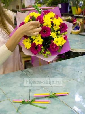 Мастер-класс: букет на 1 сентября своими руками / Блог о флористике /  Flower-shop.ru - служба доставки цветов