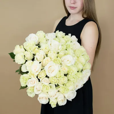 Букет Элитные Белые Розы – купить в Астрахани с доставкой в  интернет-магазине курьерсчастья.рф