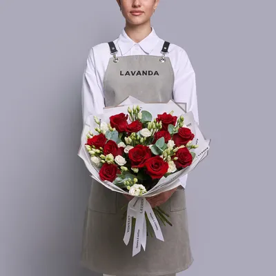 9 красных и белых роз купить с доставкой в Москве | Заказать букет цветов  недорого