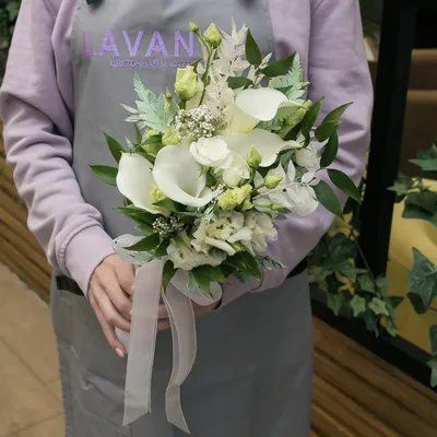 Букет невесты из калл и розовых роз - Доставкой цветов в Москве! 121084  товаров! Цены от 487 руб. Цветы Тут