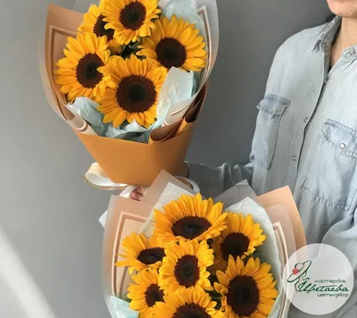 Букет Подсолнухов - купить в Москве по отличной цене с недорогой доставкой  в цветочном магазине BotanicaLab