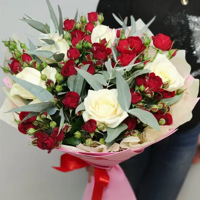 Букет розовых роз от 19 шт. за 5 890 руб. | Бесплатная доставка цветов по  Москве