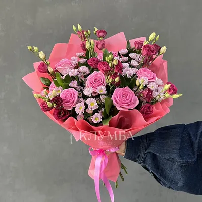 29 розовых кустовых роз с эустомой – купить недорого