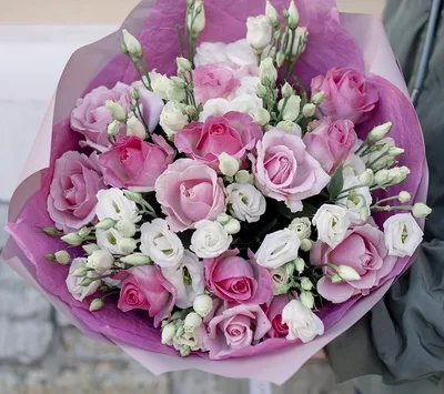 Букет из роз с эустомой Скай — купить в Екатеринбурге