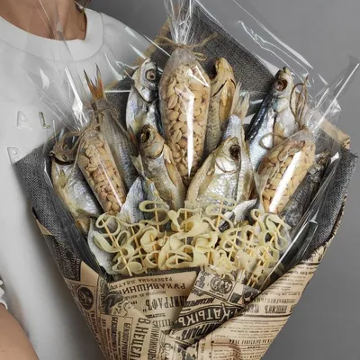 Купить букет из сушеной рыбы по доступной цене с доставкой в Москве и  области в интернет-магазине Город Букетов