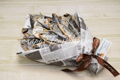 Купить букет из сушеной рыбы №17 по доступной цене с доставкой в Москве и  Санкт-Петербурге в интернет-магазине \"Съедобные букеты 24\"
