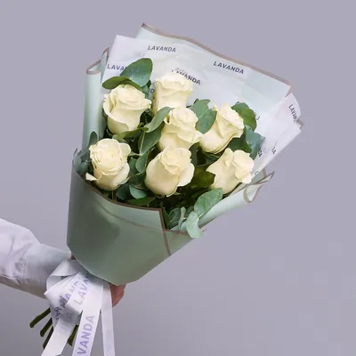 Купить букет из белых и желтых роз недорого. Доставка по Москве.
