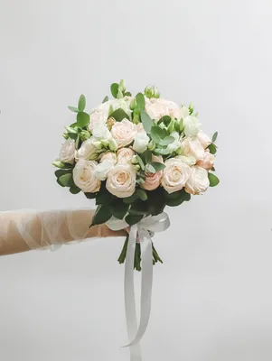 Букет невесты из кустовых и пионовидных роз - 51 шт. за 13 990 руб. |  Бесплатная доставка цветов по Москве