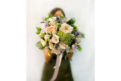 Нежный букет невесты из кустовых роз, орхидеи и гипсофилы - в Киеве,  заказать в по низкой цене