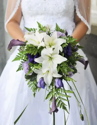 Купить букет невесты из орхидей и калл по доступной цене с доставкой в  Москве и области в интернет-магазине Город Букетов